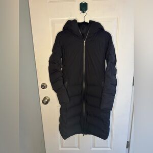 Lululemon Sleet Street Down Jacket